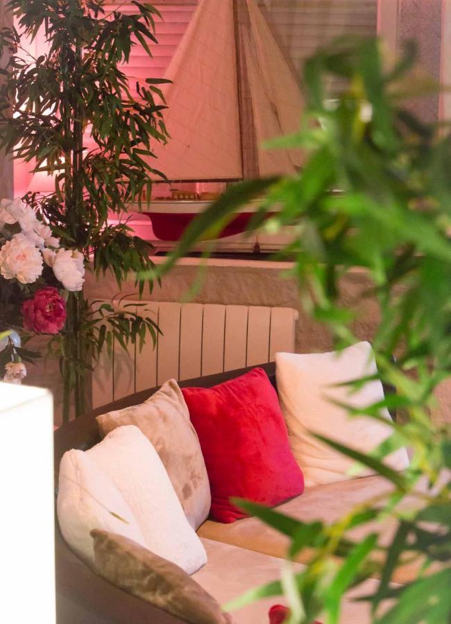 Gîte Love Dream - Le Gîte Romantique Ger  Extérieur photo