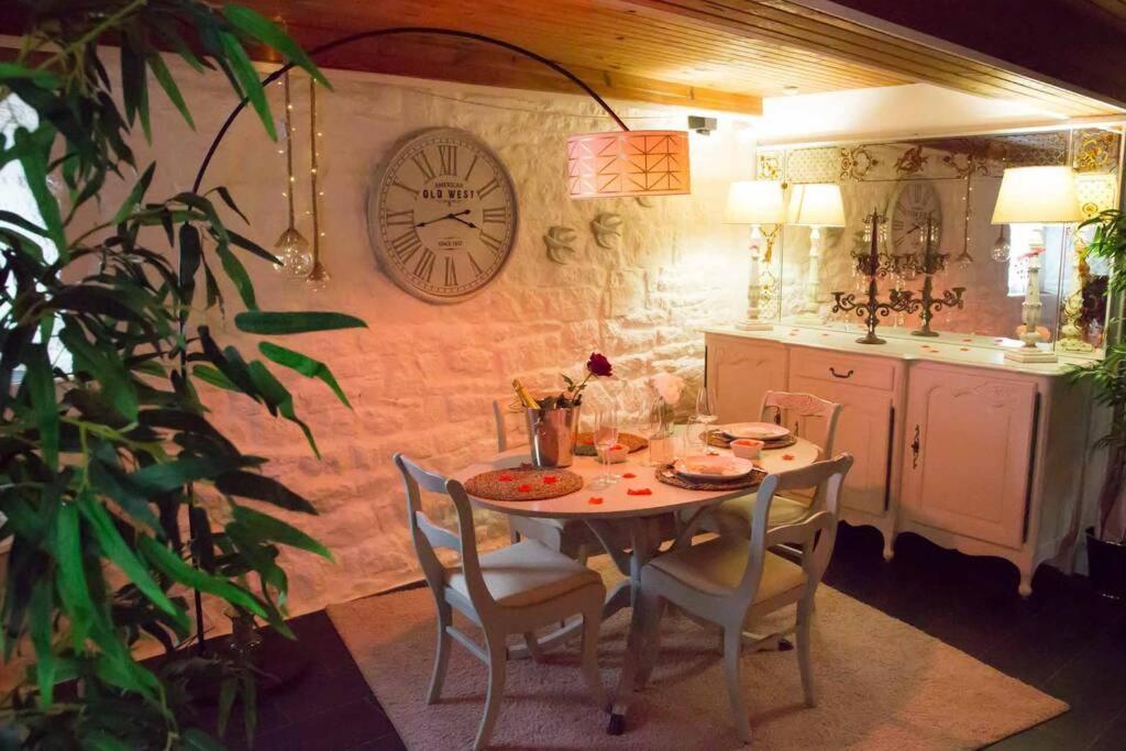 Gîte Love Dream - Le Gîte Romantique Ger  Extérieur photo